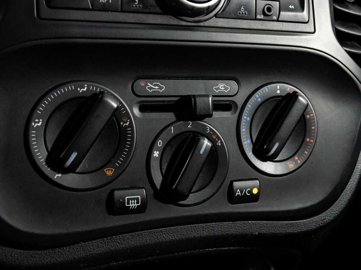 Nissan Juke с пробегом — 2014 год. Фото: #14