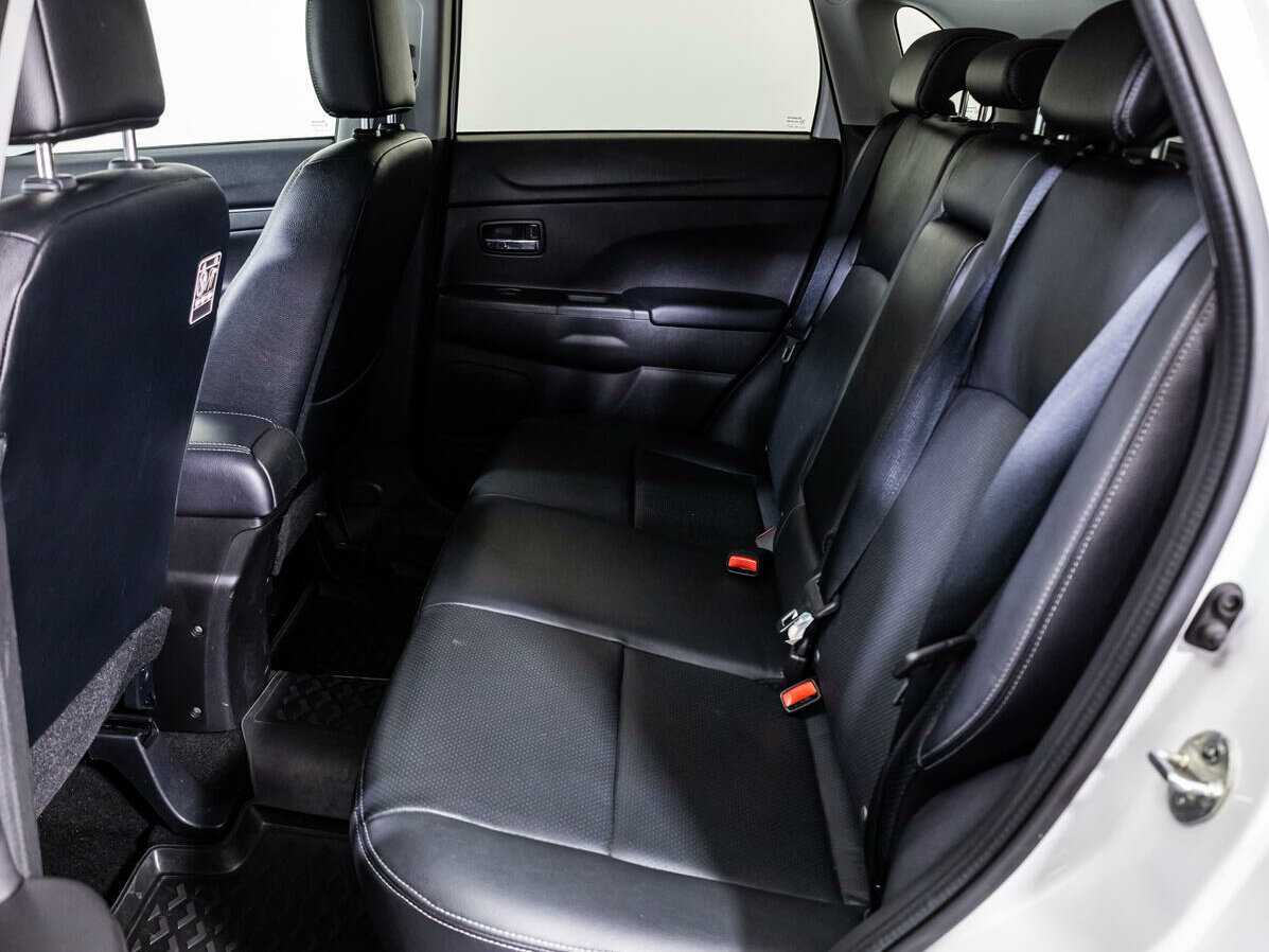 Mitsubishi ASX с пробегом — 2014 год. Фото: #9