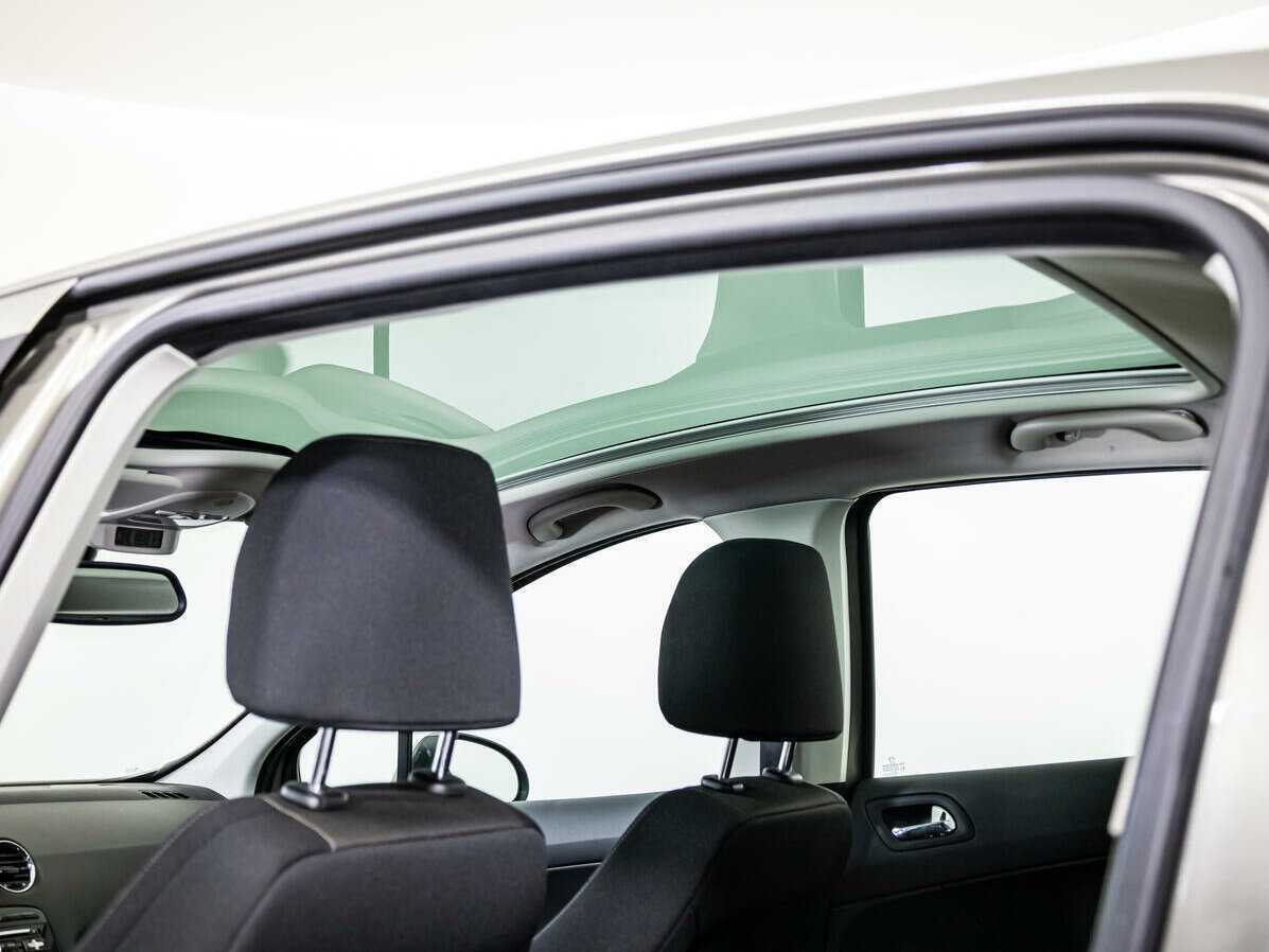 Peugeot 308 с пробегом — 2013 год. Фото: #16