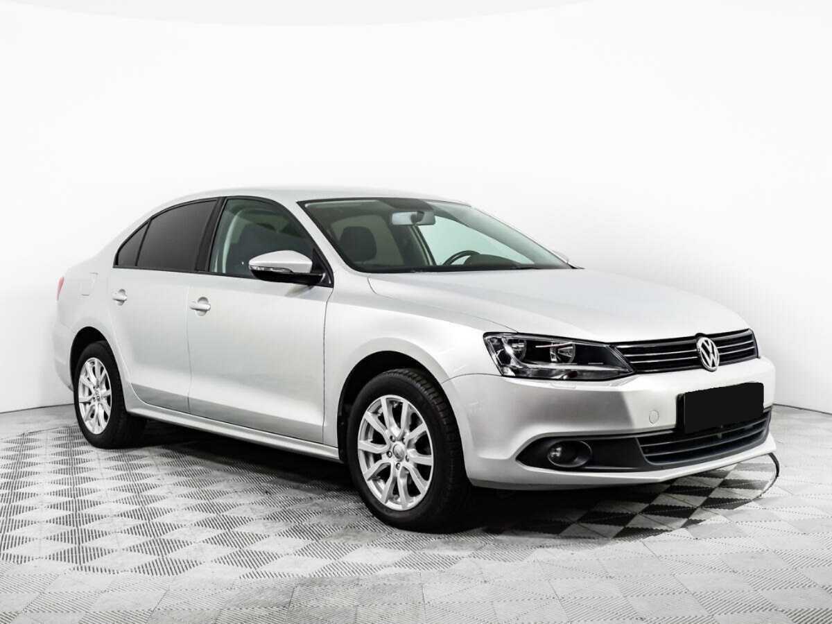 Volkswagen Jetta с пробегом — 2014 год. Фото: #2