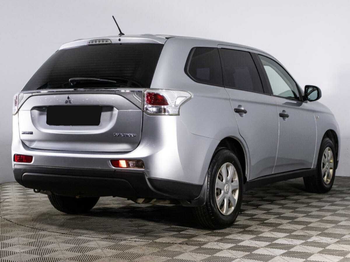 Mitsubishi Outlander с пробегом — 2014 год. Фото: #4