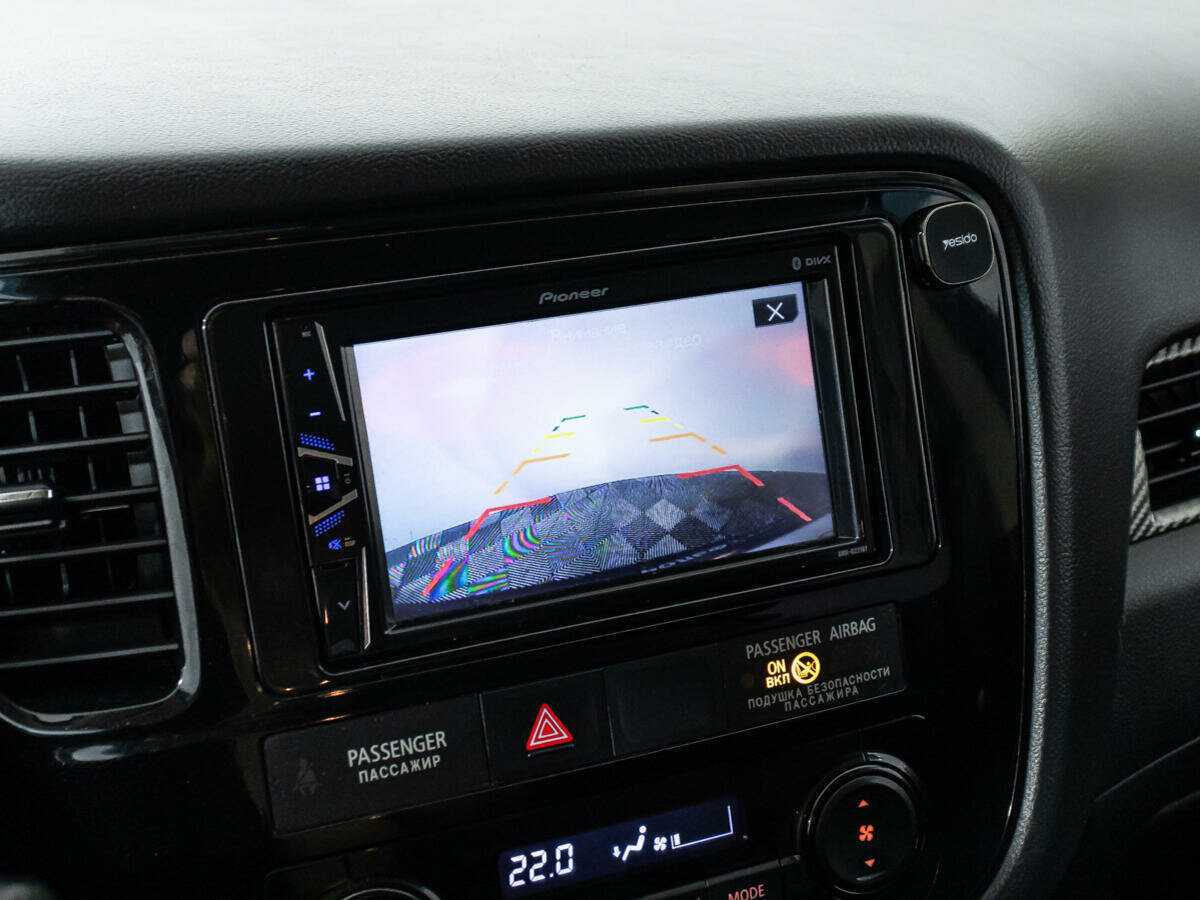 Mitsubishi Outlander с пробегом — 2017 год. Фото: #13