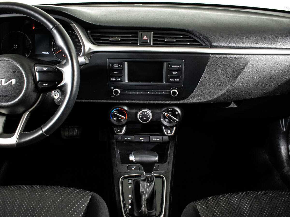 Kia Rio с пробегом — 2021 год. Фото: #10