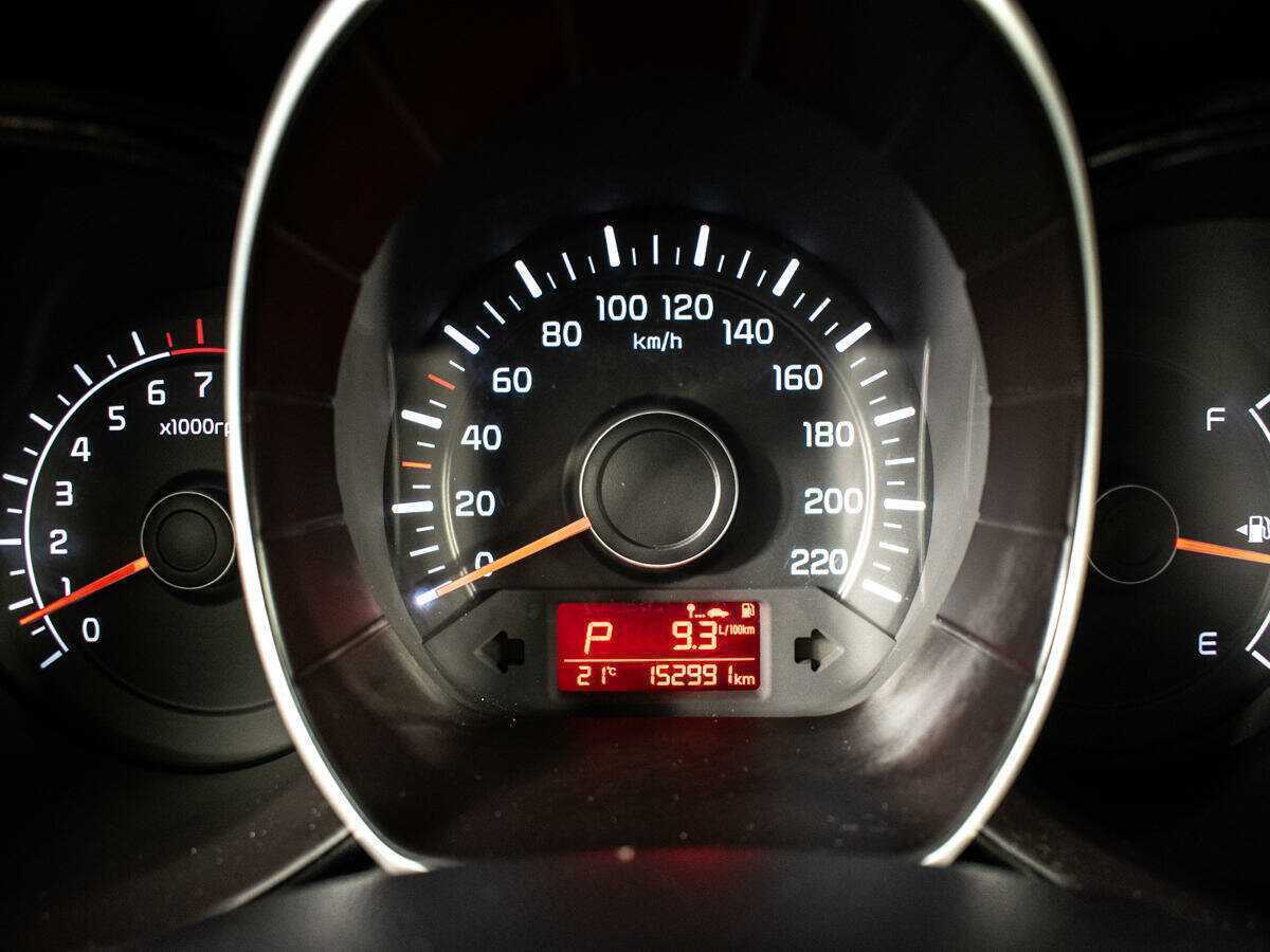 Kia Rio с пробегом — 2015 год. Фото: #7