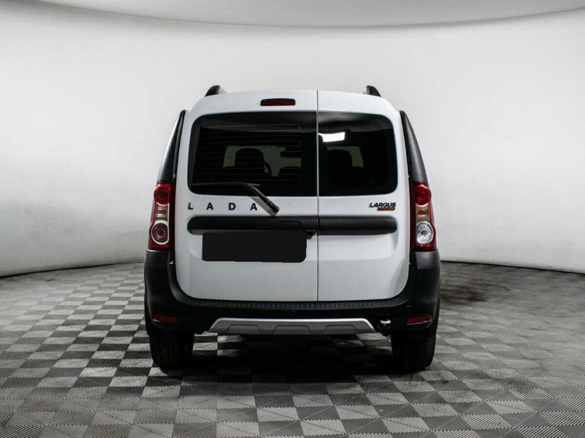 Lada (ВАЗ) Largus с пробегом — 2022 год. Фото: #5