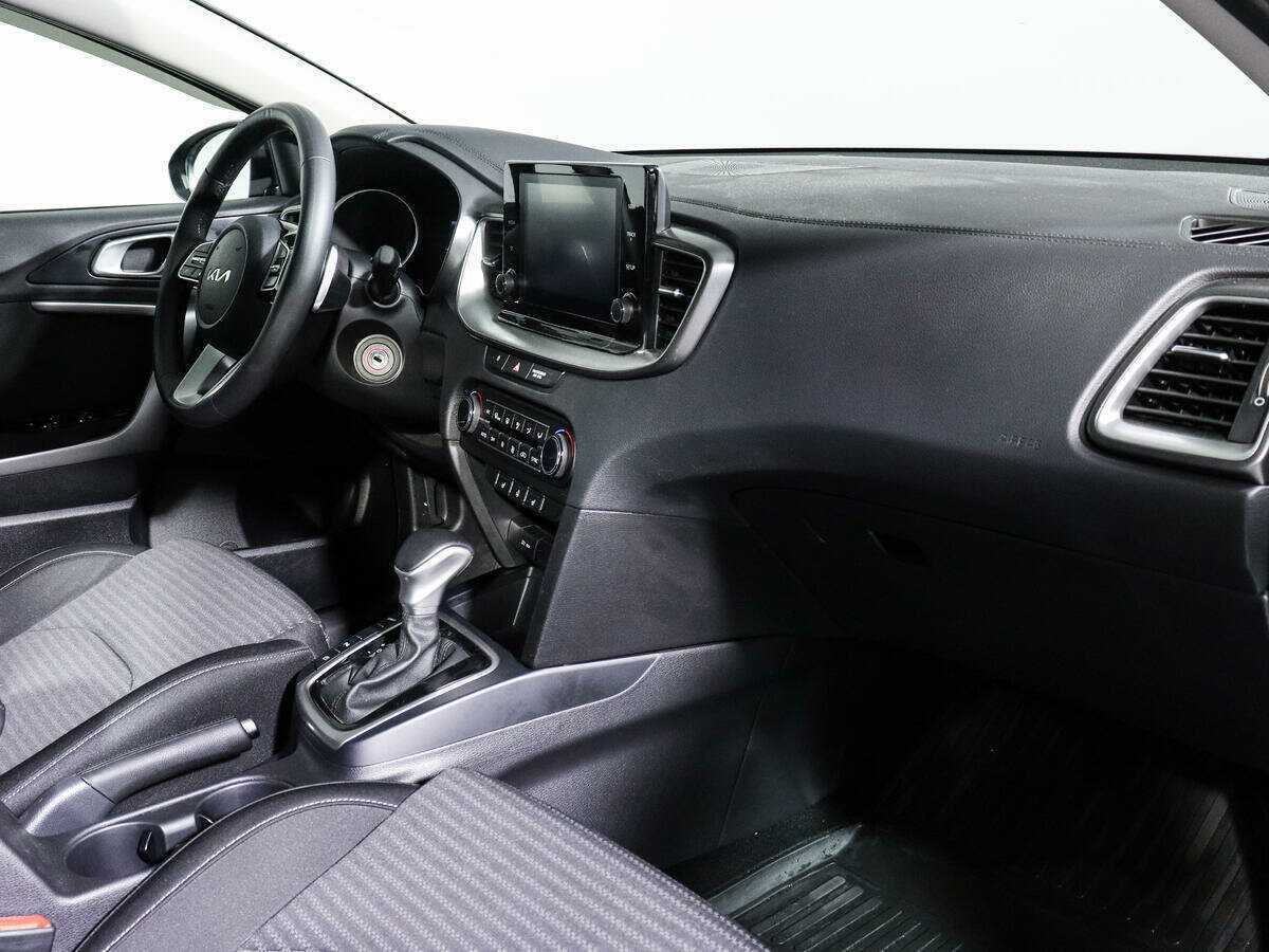 Kia Ceed с пробегом — 2022 год. Фото: #8