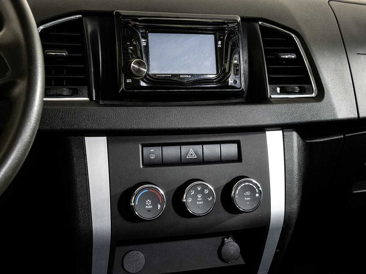 УАЗ Patriot с пробегом — 2017 год. Фото: #9