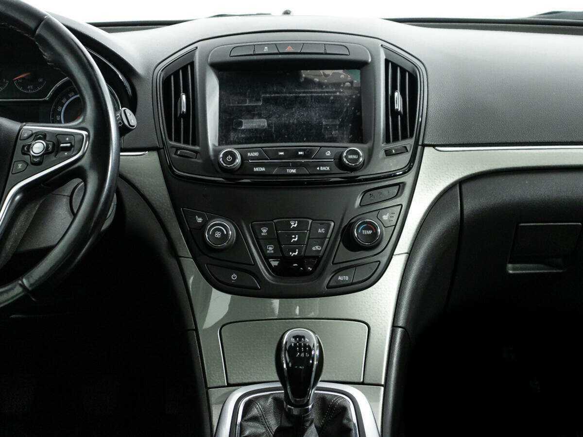 Opel Insignia с пробегом — 2014 год. Фото: #13