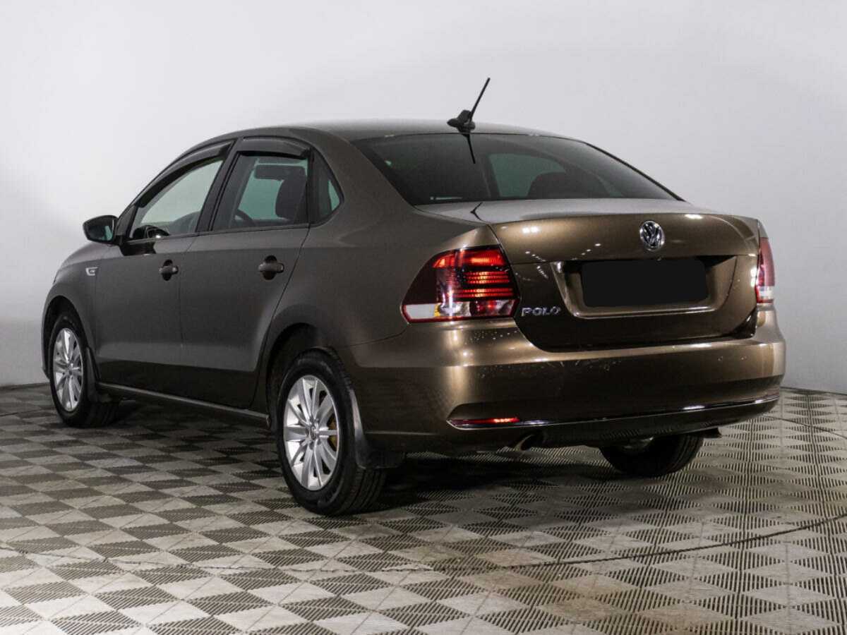 Volkswagen Polo с пробегом — 2019 год. Фото: #6