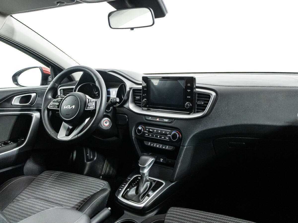 Kia Ceed с пробегом — 2022 год. Фото: #8