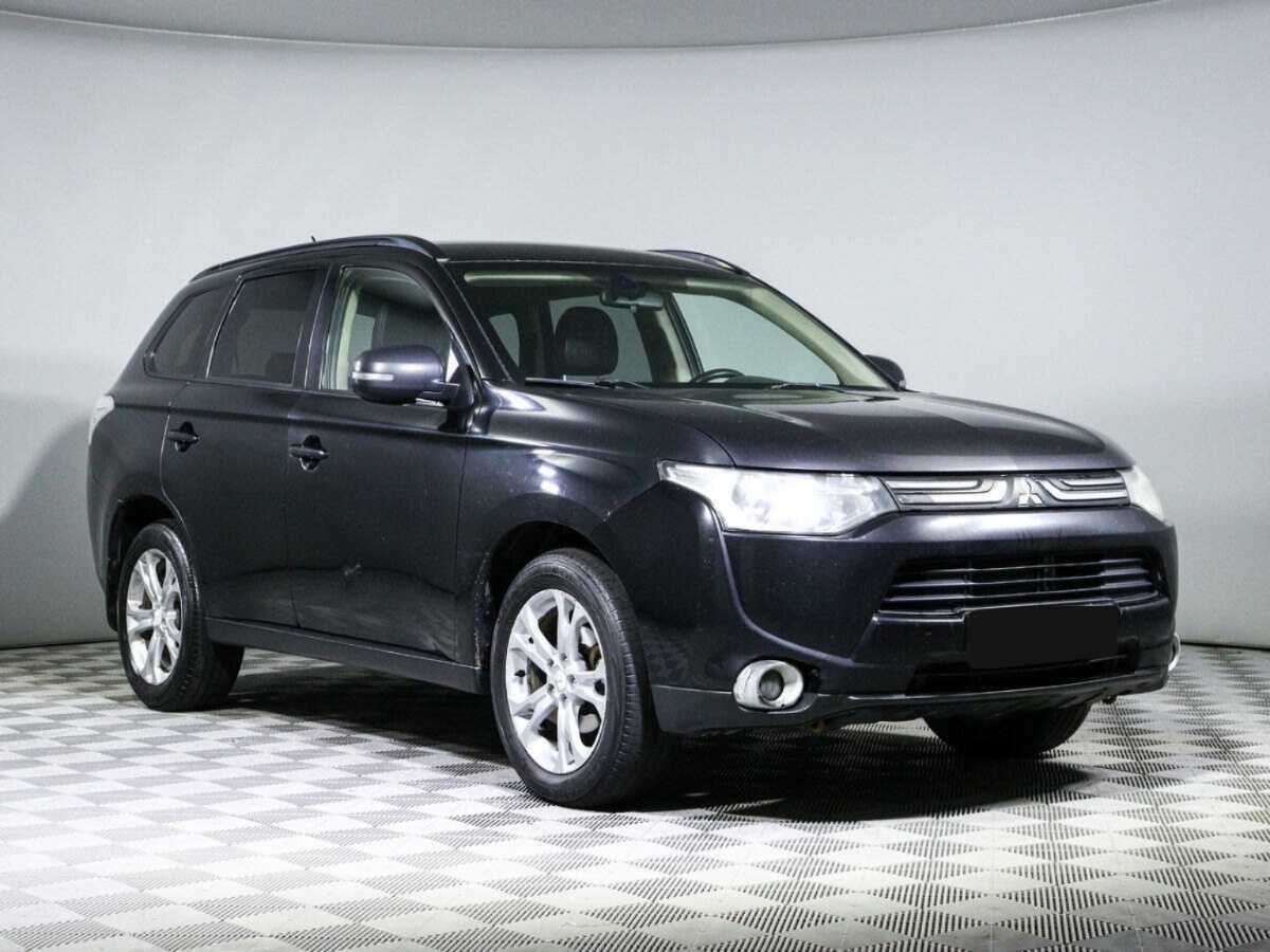 Mitsubishi Outlander с пробегом — 2012 год. Фото: #2