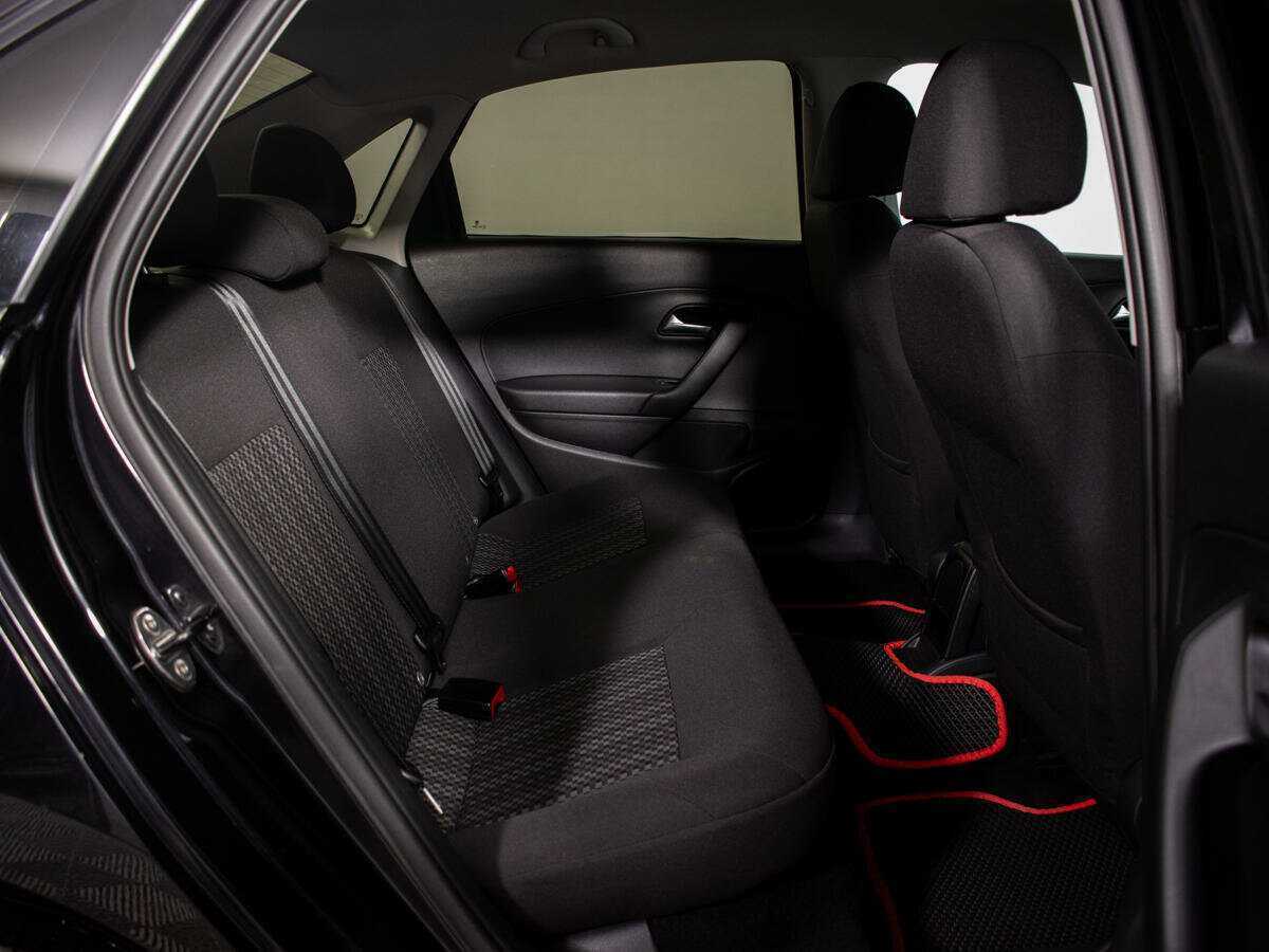 Volkswagen Polo с пробегом — 2018 год. Фото: #7