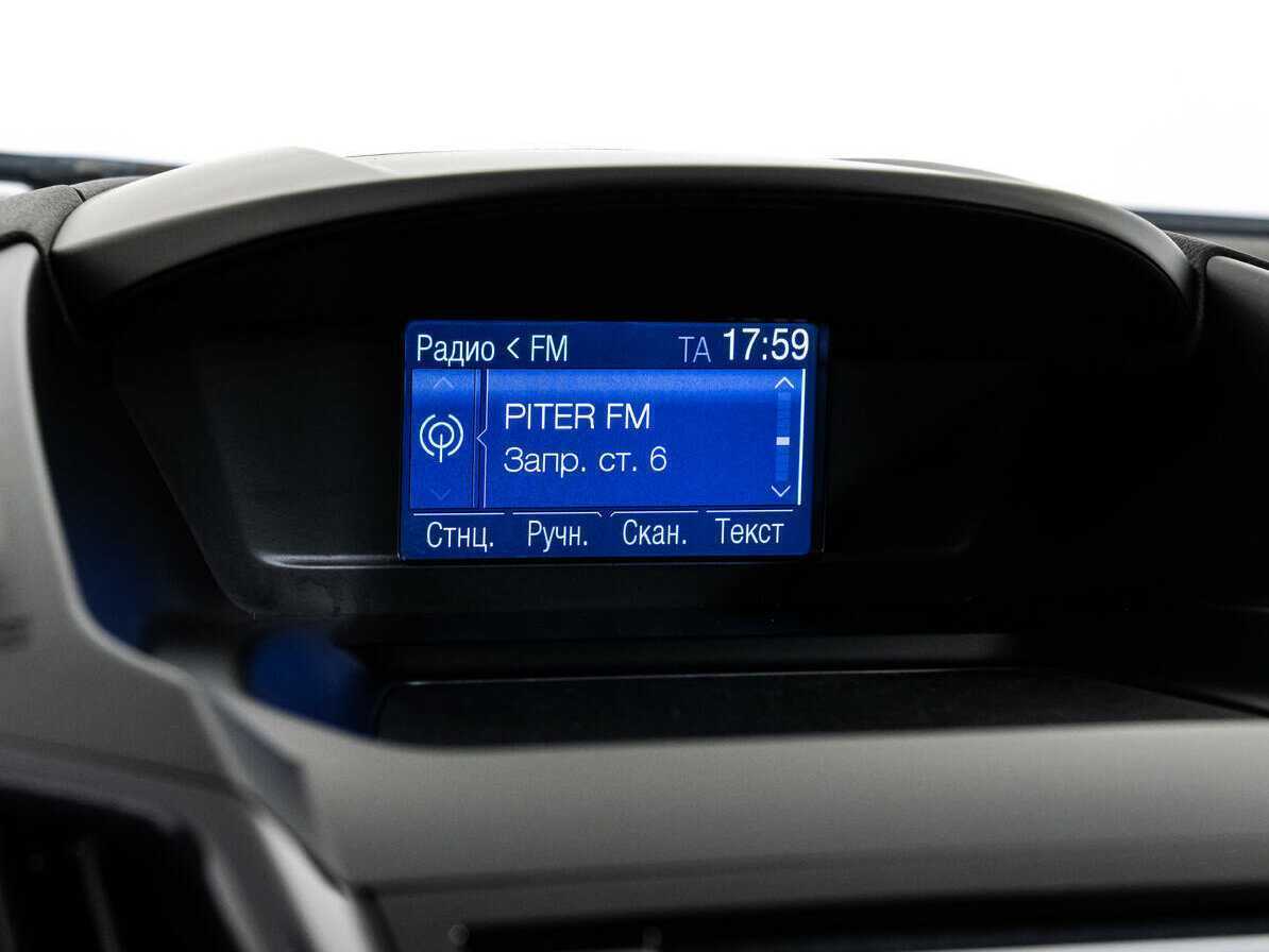 Ford Kuga с пробегом — 2013 год. Фото: #15