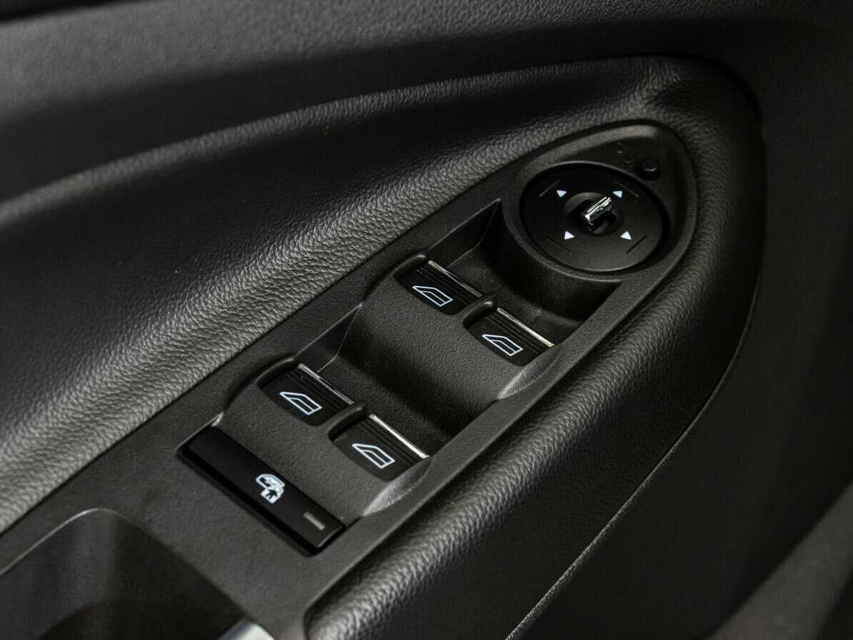 Ford Kuga с пробегом — 2013 год. Фото: #18