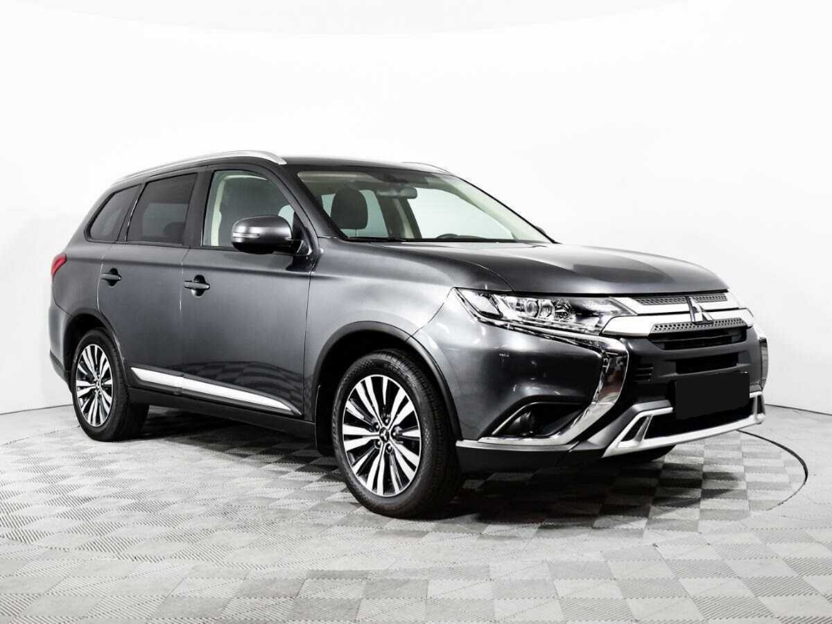 Mitsubishi Outlander с пробегом — 2020 год. Фото: #2