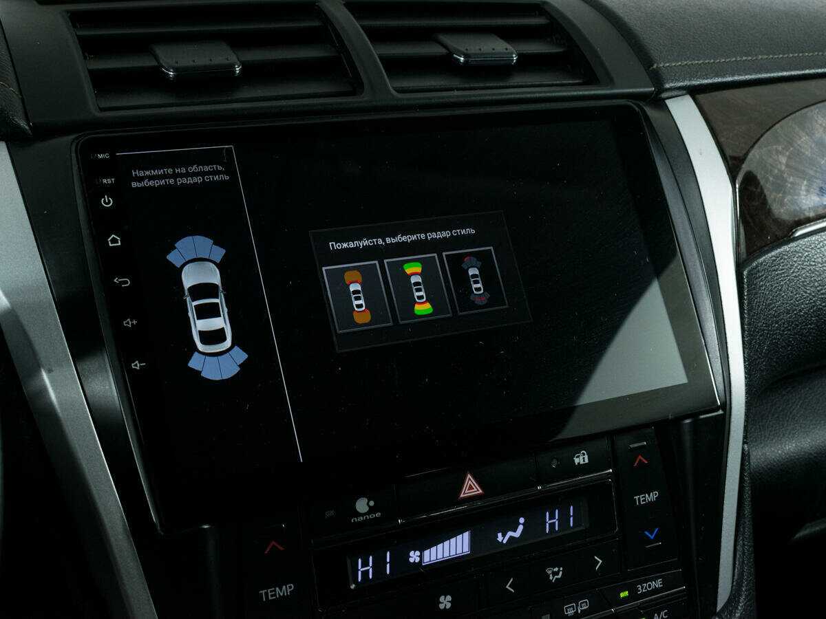 Toyota Camry с пробегом — 2017 год. Фото: #17