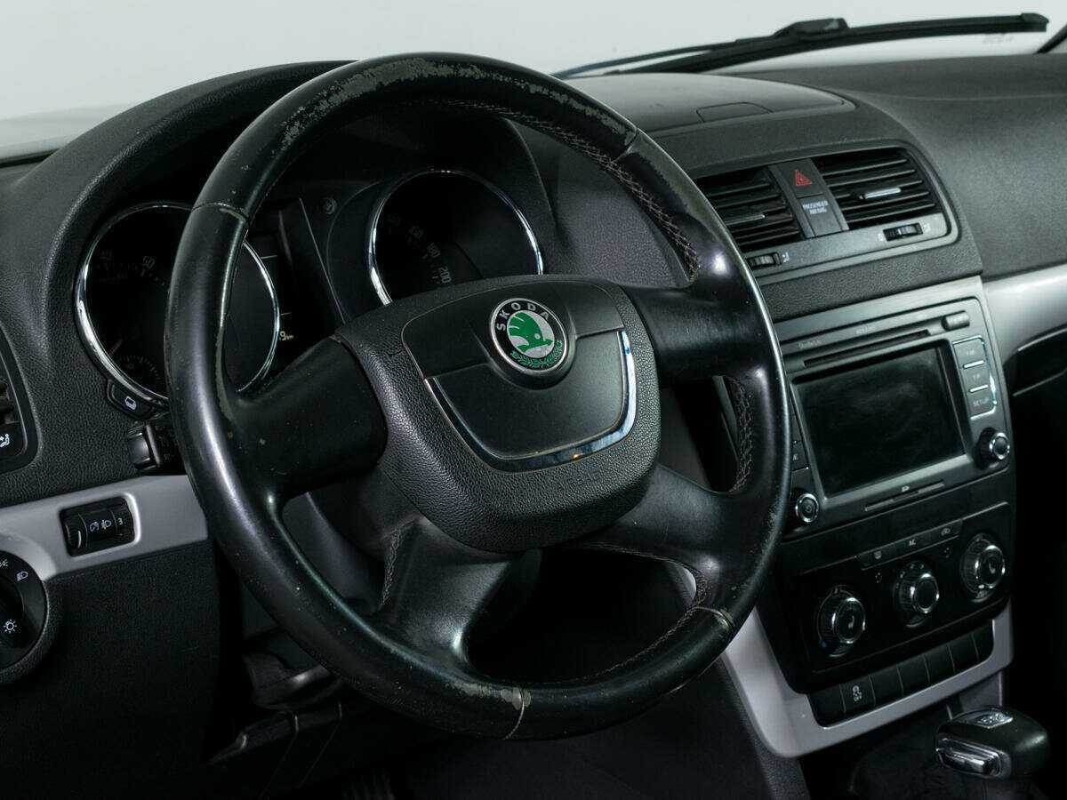Skoda Yeti с пробегом — 2012 год. Фото: #11