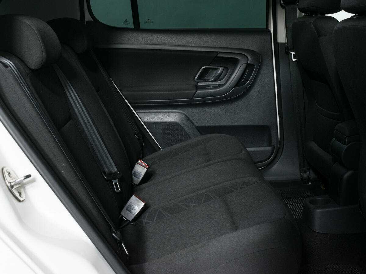 Skoda Fabia с пробегом — 2013 год. Фото: #9