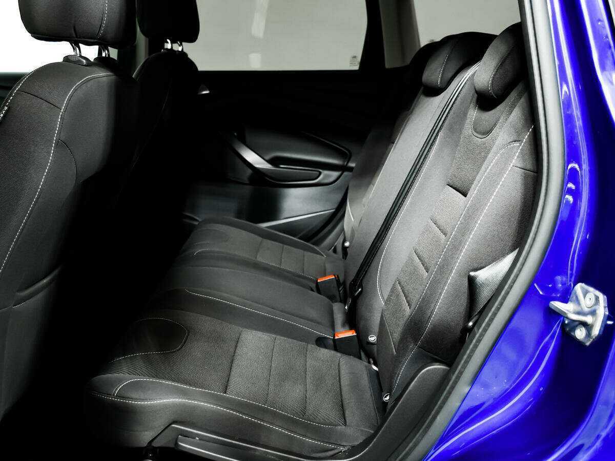 Ford Kuga с пробегом — 2016 год. Фото: #11