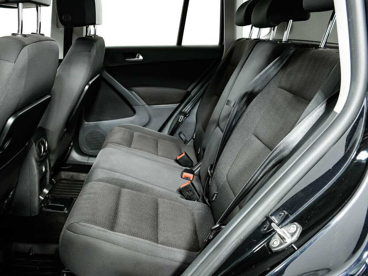 Volkswagen Tiguan с пробегом — 2012 год. Фото: #11