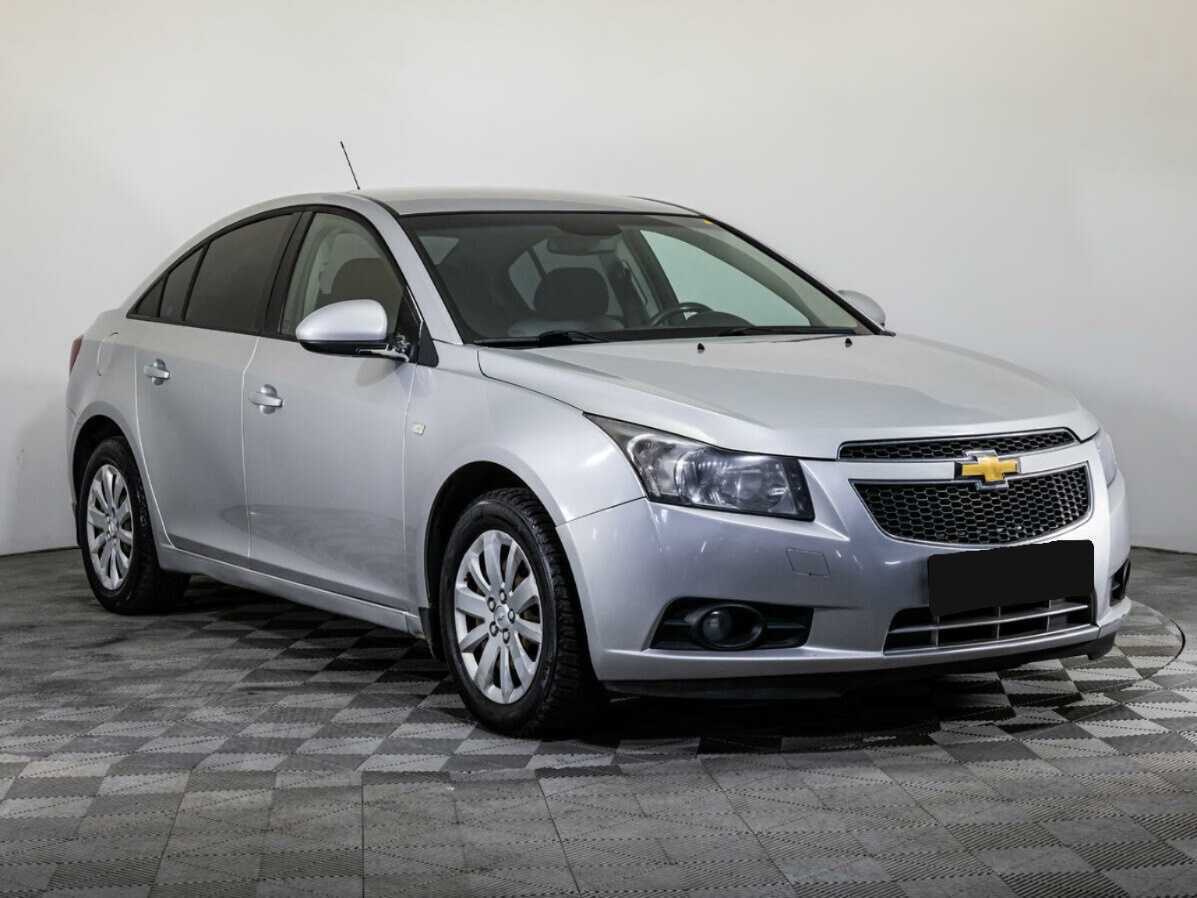 Chevrolet Cruze с пробегом — 2012 год. Фото: #2