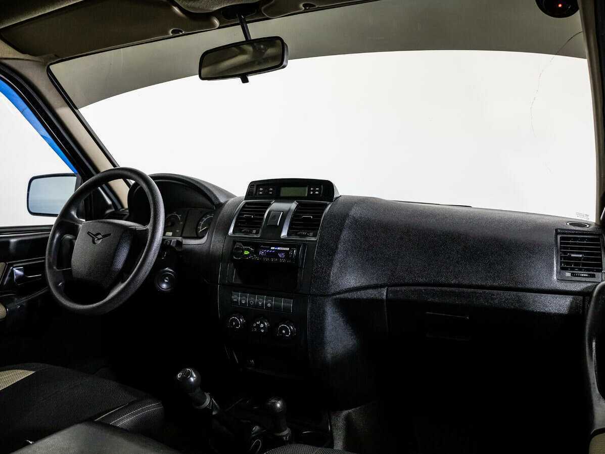 УАЗ Patriot с пробегом — 2012 год. Фото: #6