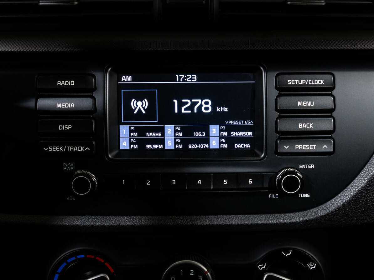 Kia Rio с пробегом — 2018 год. Фото: #12