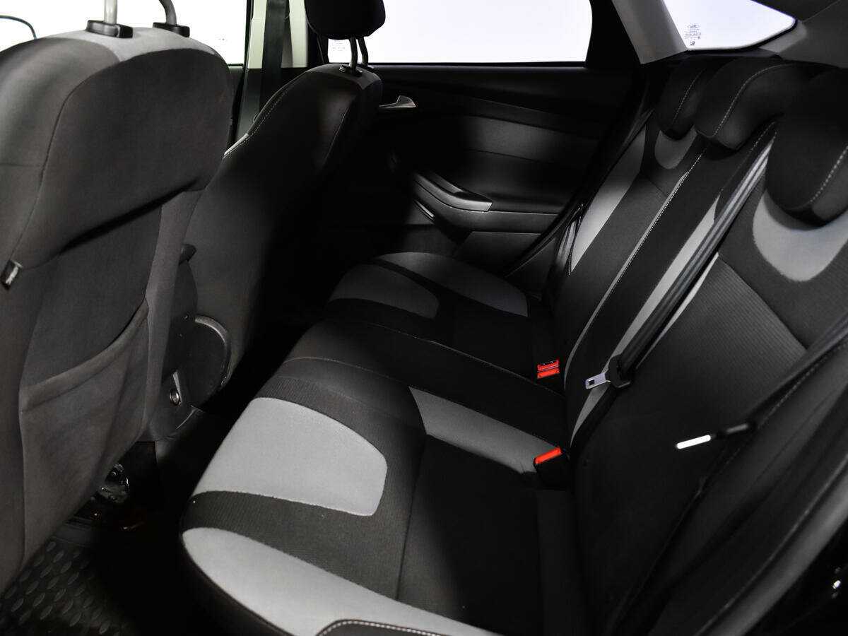 Ford Focus с пробегом — 2014 год. Фото: #9
