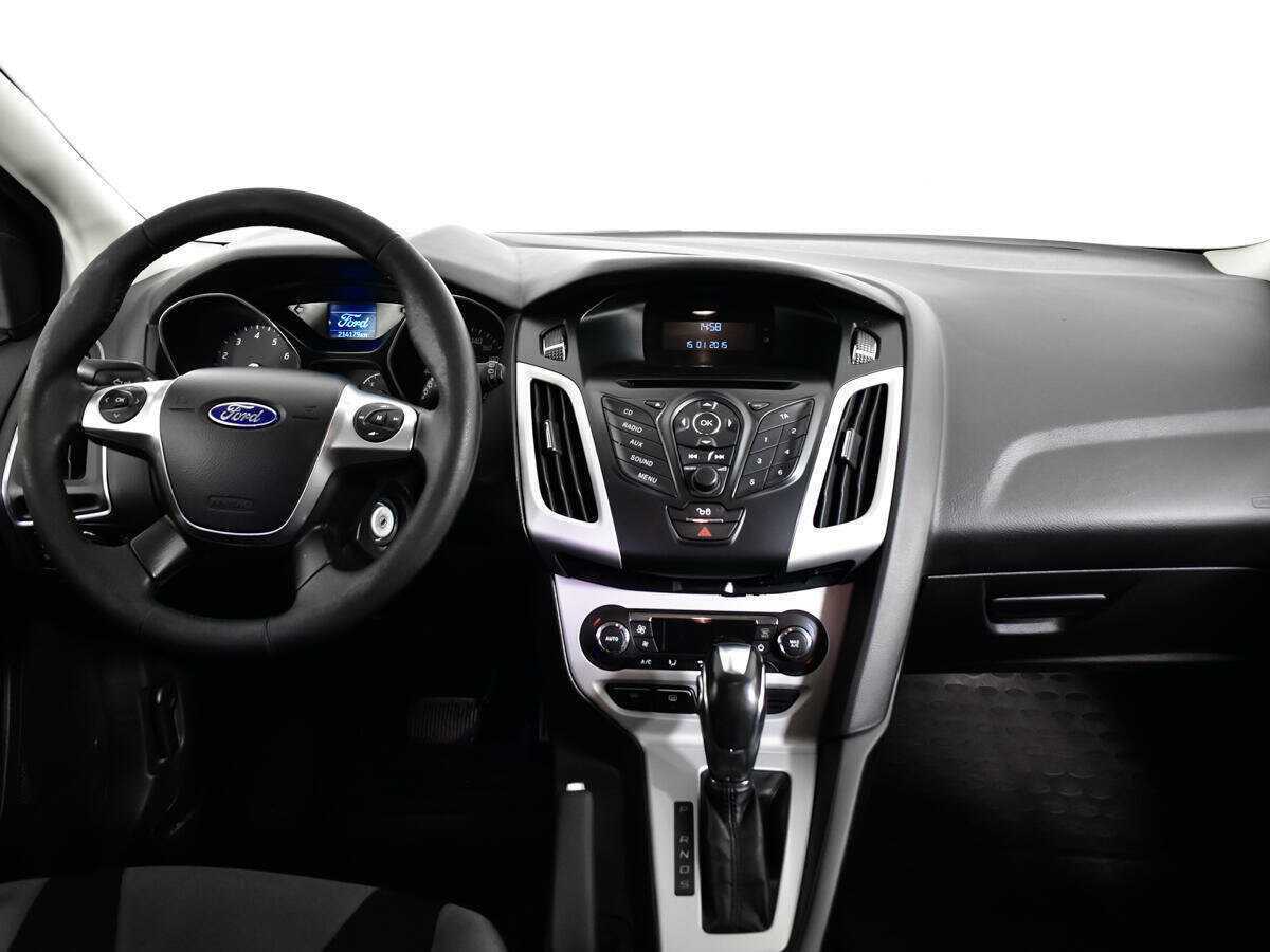 Ford Focus с пробегом — 2014 год. Фото: #11