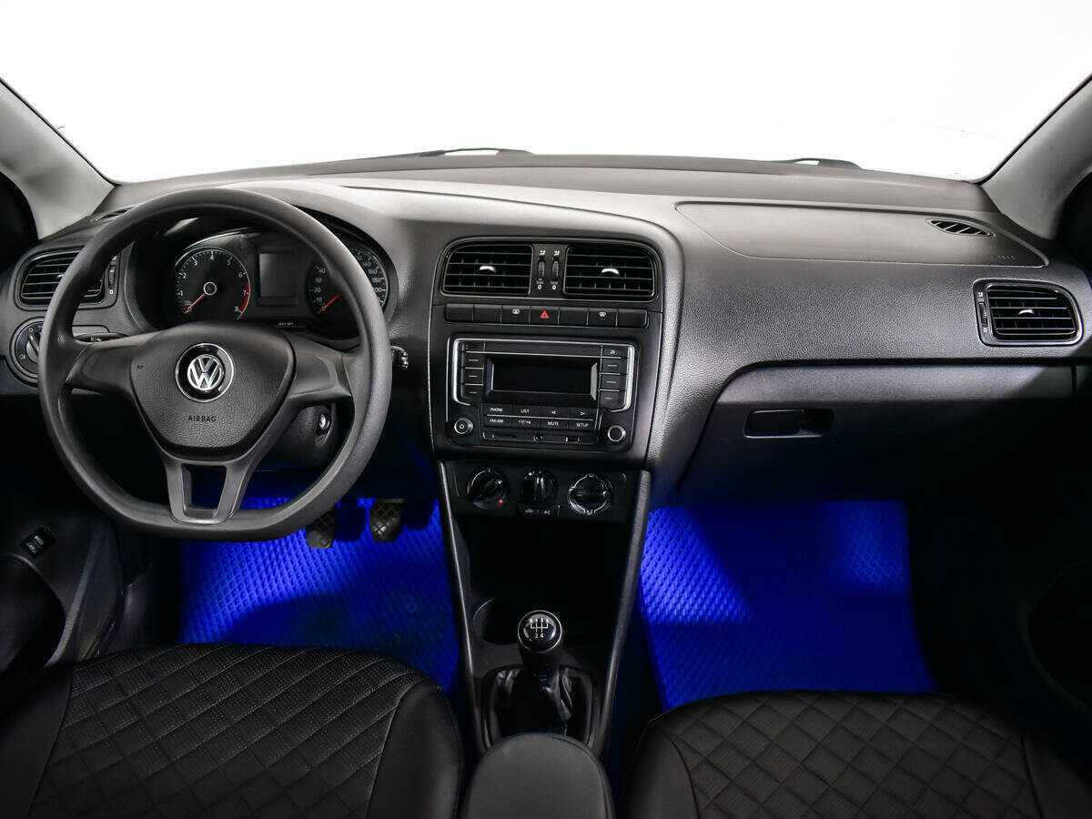 Volkswagen Polo с пробегом — 2019 год. Фото: #11