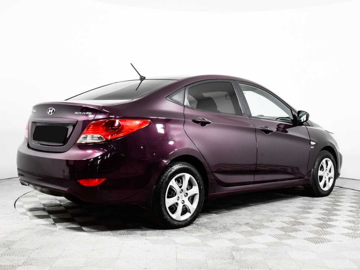 Hyundai Solaris с пробегом — 2013 год. Фото: #3