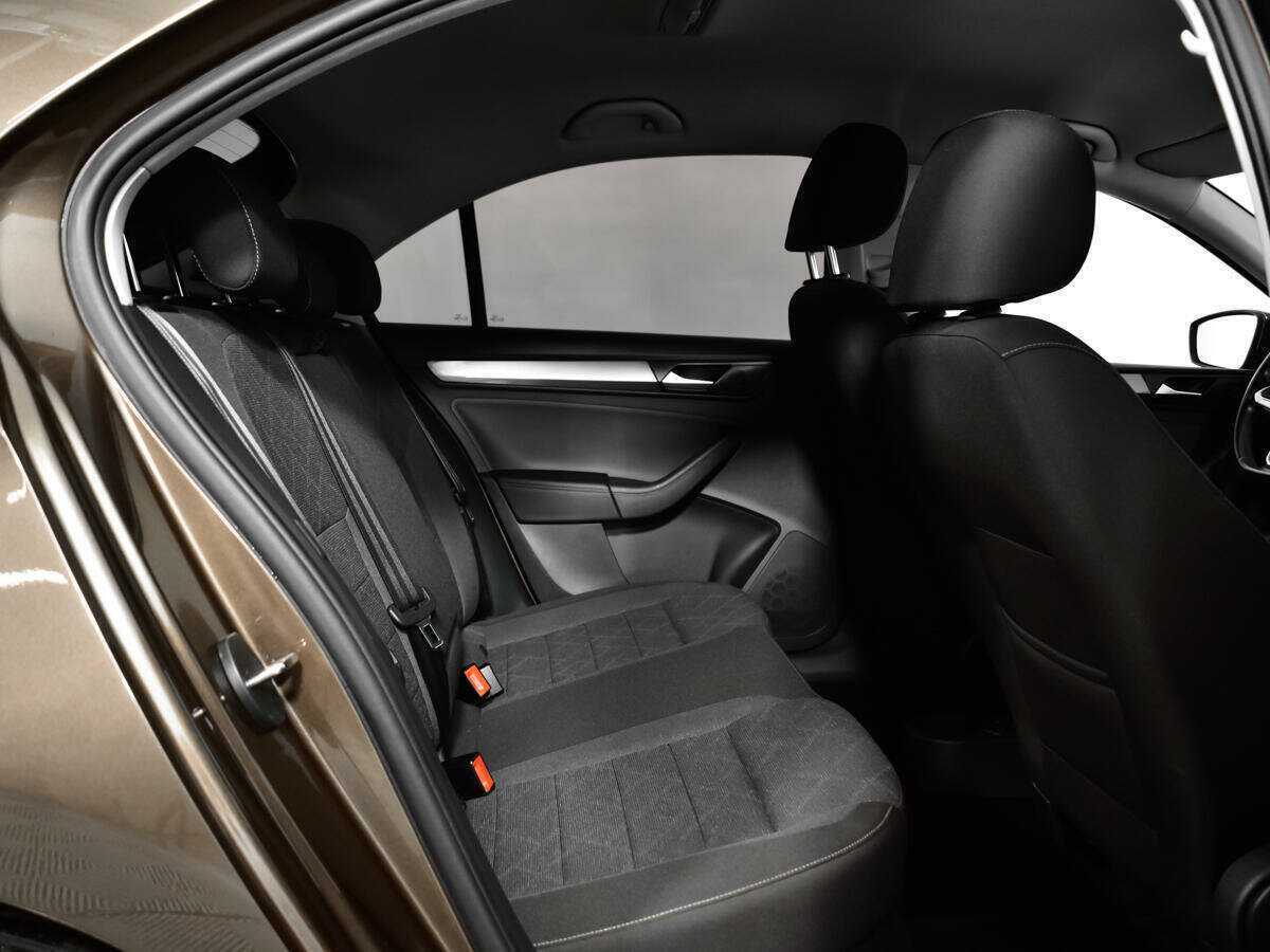 Volkswagen Polo с пробегом — 2020 год. Фото: #9