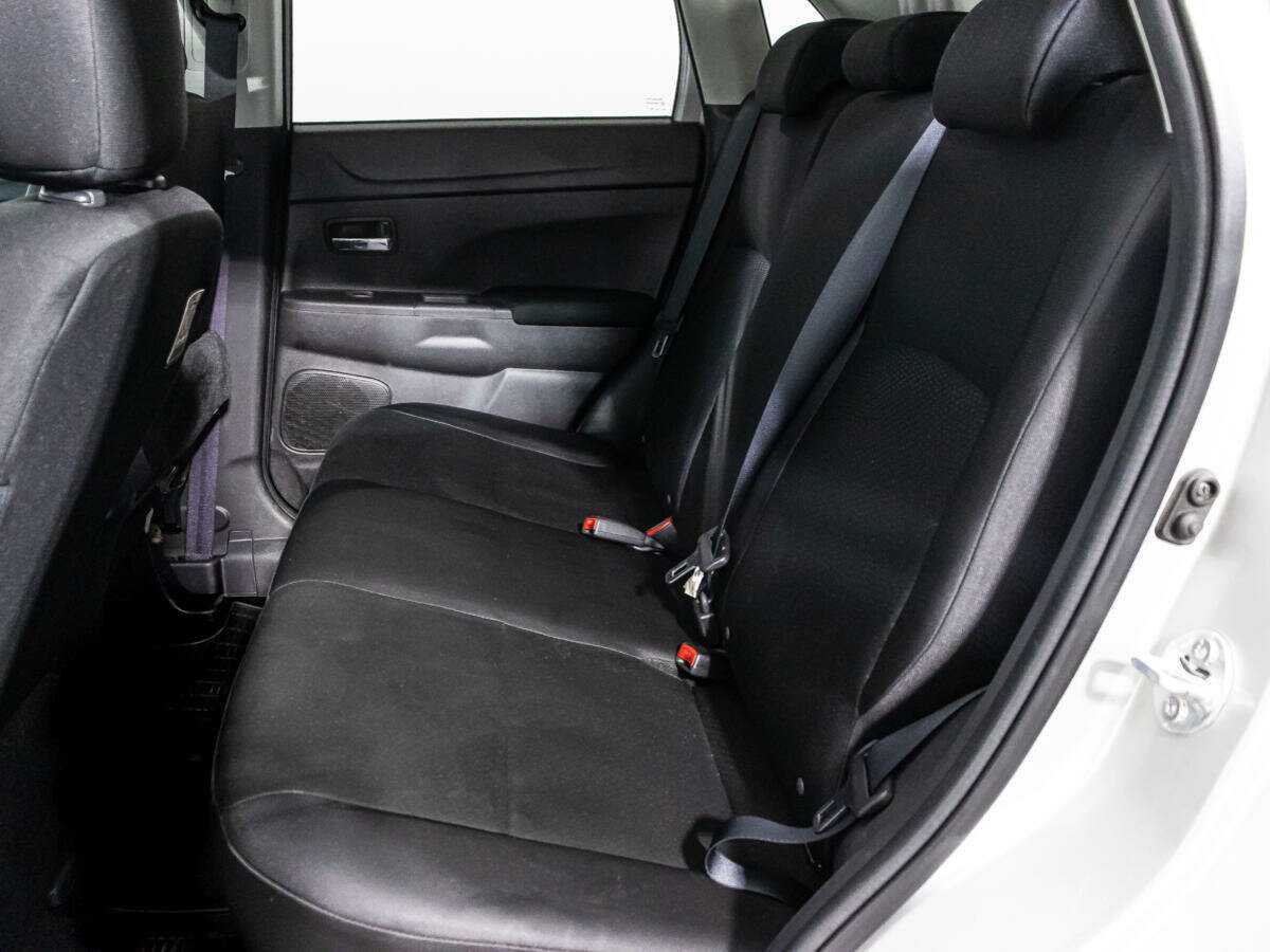 Mitsubishi ASX с пробегом — 2013 год. Фото: #9