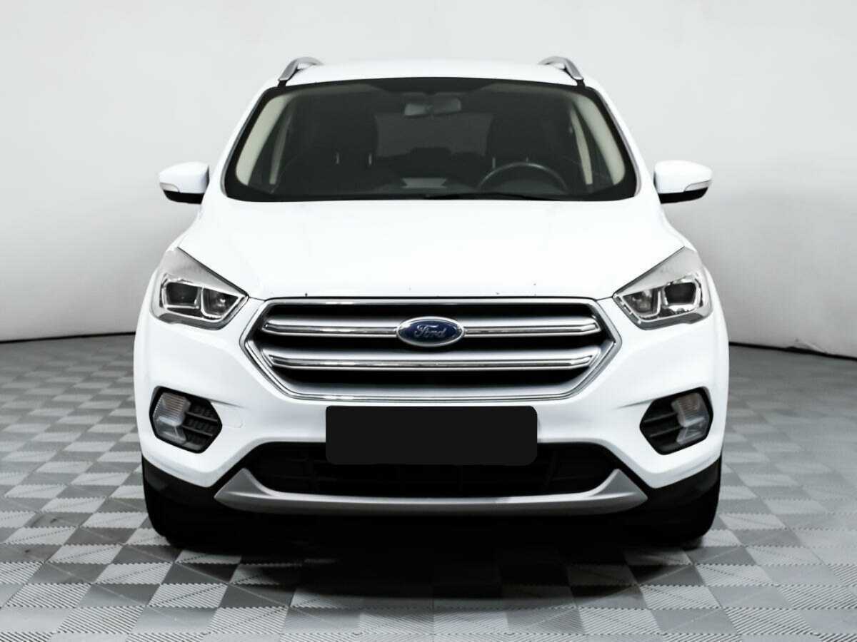Ford Kuga с пробегом — 2019 год. Фото: #1