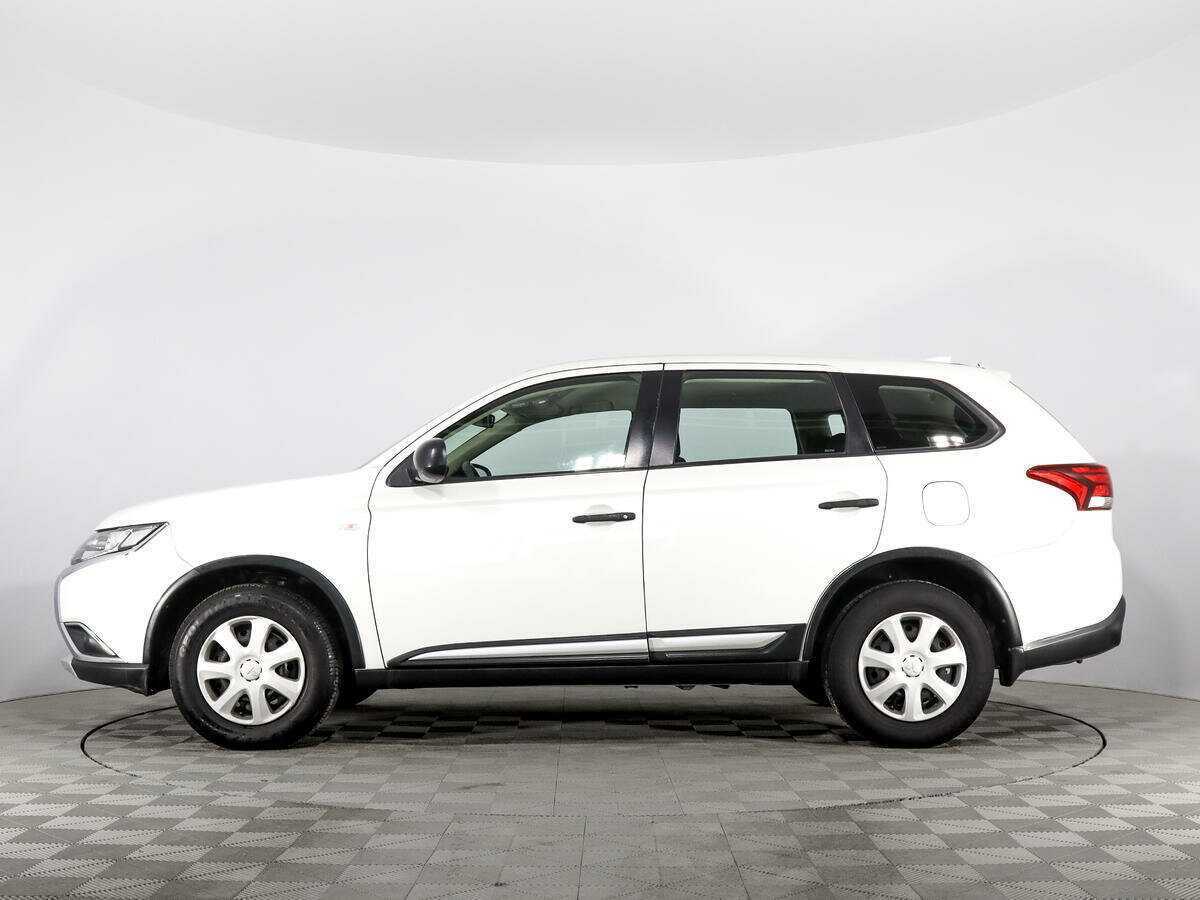 Mitsubishi Outlander с пробегом — 2018 год. Фото: #7