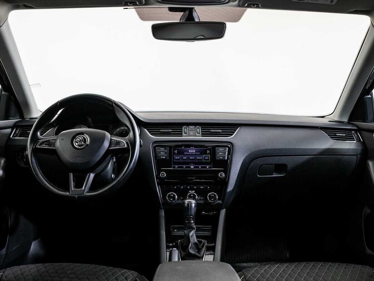Skoda Octavia с пробегом — 2017 год. Фото: #9