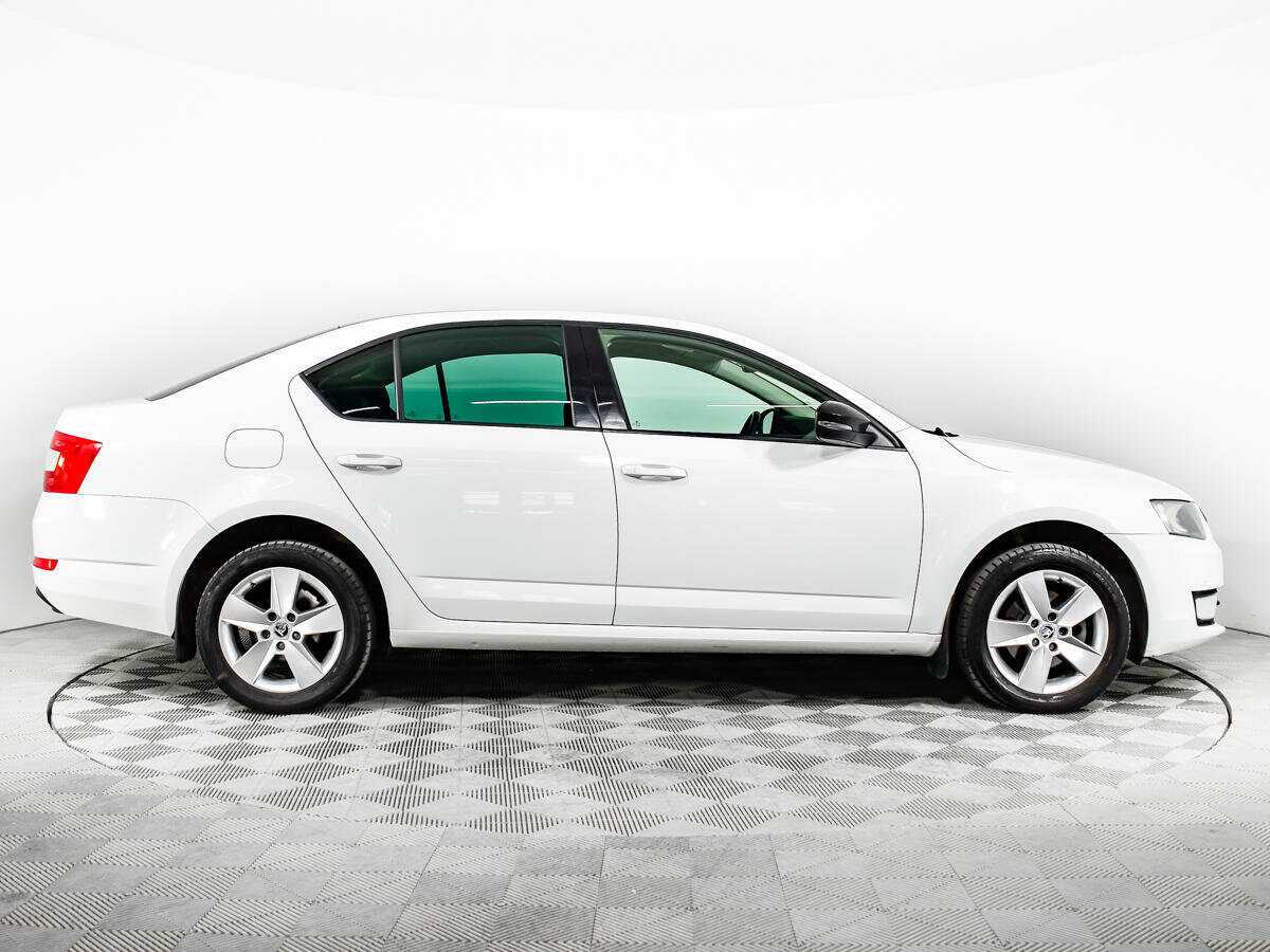 Skoda Octavia с пробегом — 2016 год. Фото: #3
