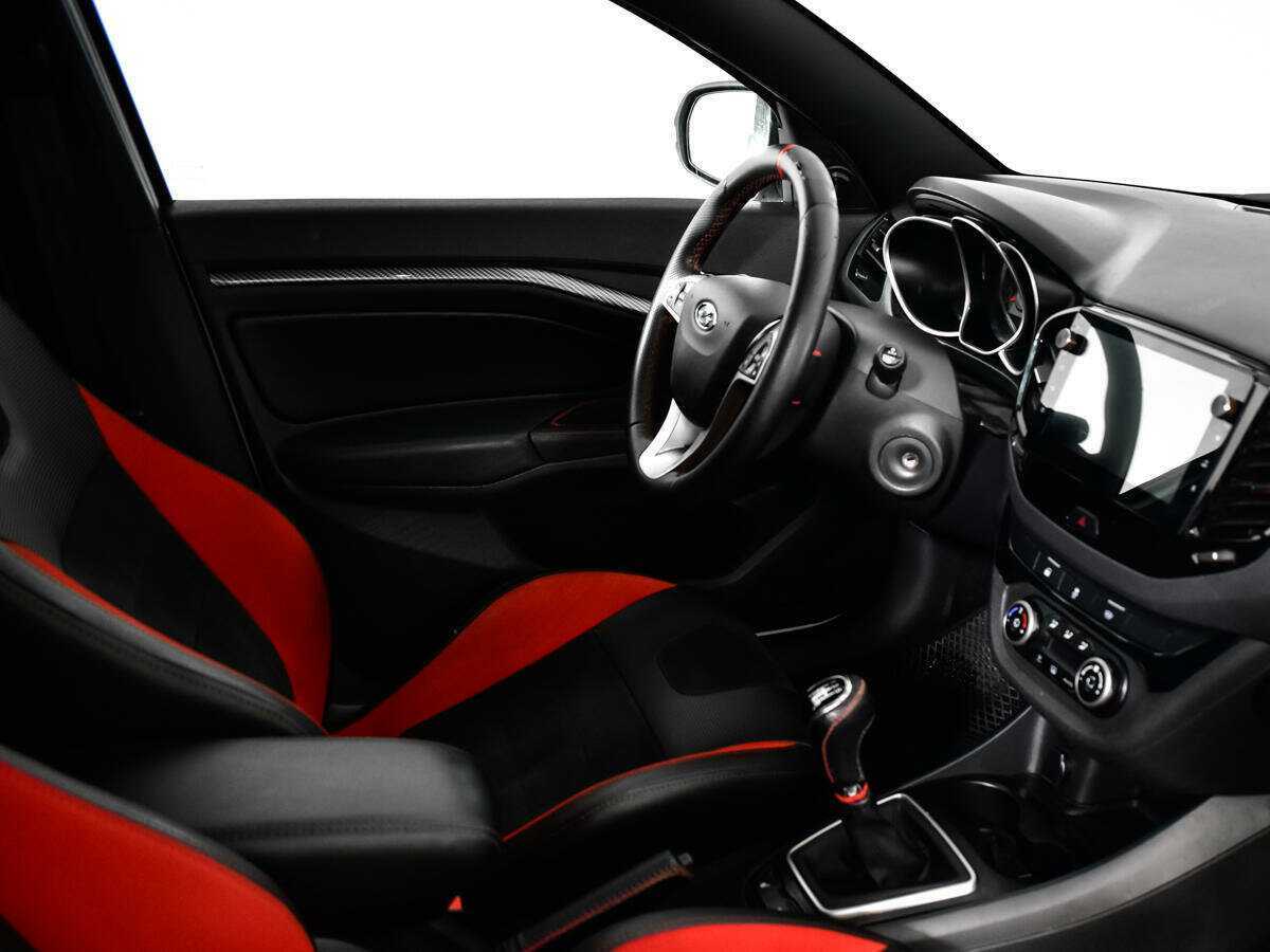 Lada (ВАЗ) Vesta с пробегом — 2019 год. Фото: #6