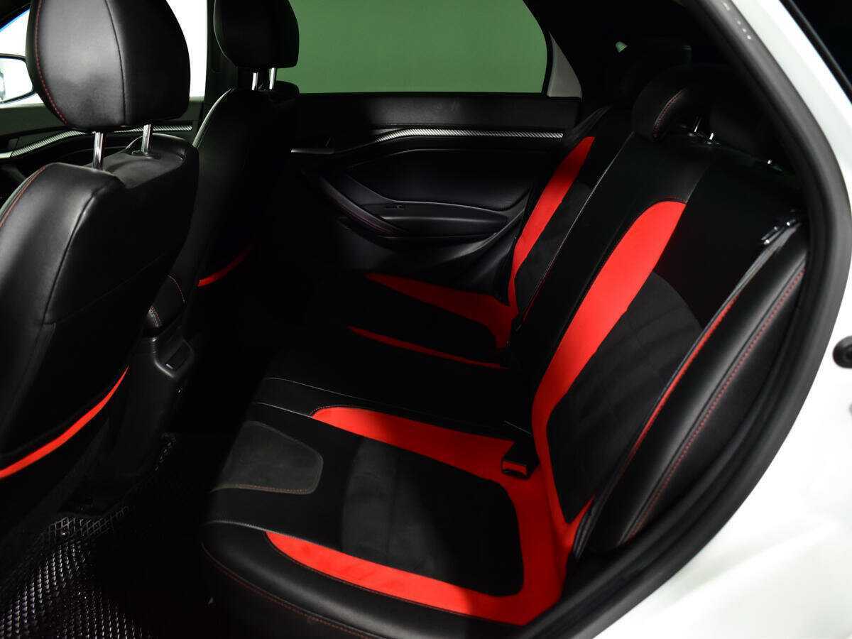 Lada (ВАЗ) Vesta с пробегом — 2019 год. Фото: #7