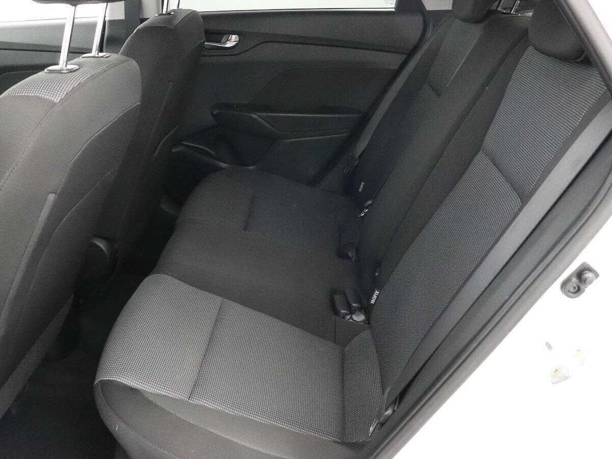 Hyundai Solaris с пробегом — 2021 год. Фото: #8