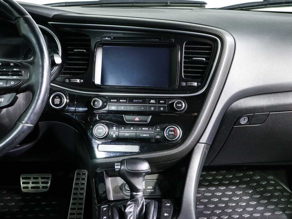 Kia Optima с пробегом — 2015 год. Фото: #11