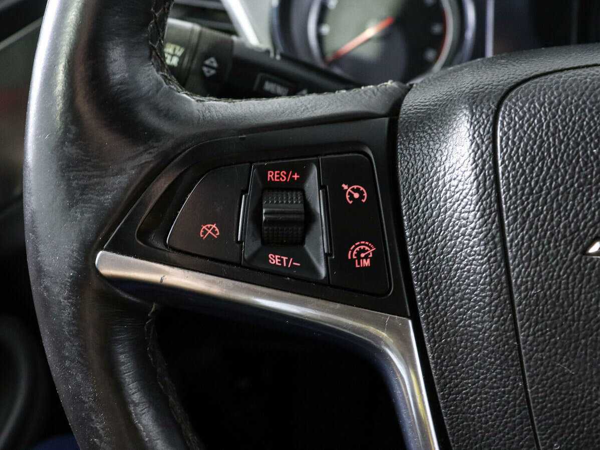 Opel Mokka с пробегом — 2014 год. Фото: #14