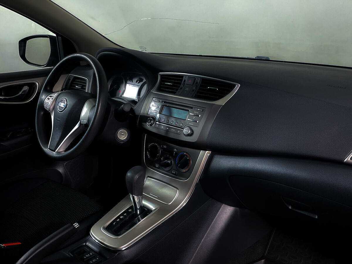 Nissan Sentra с пробегом — 2014 год. Фото: #8