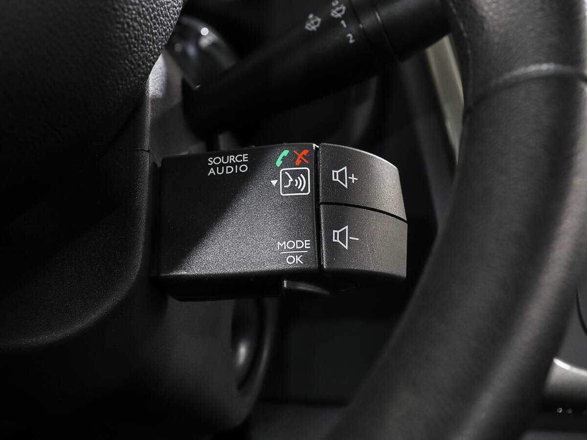 Renault Logan с пробегом — 2020 год. Фото: #15