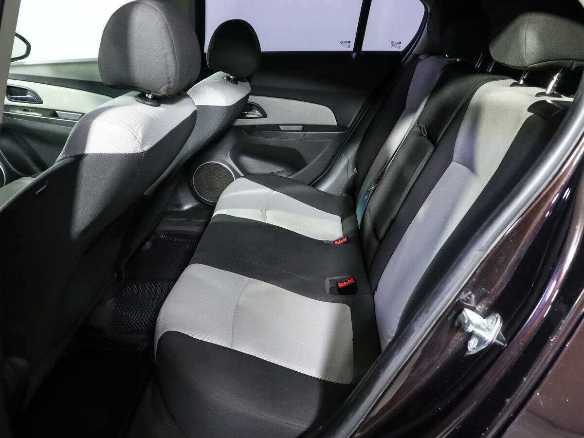 Chevrolet Cruze с пробегом — 2014 год. Фото: #7
