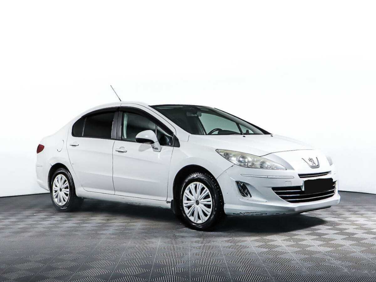 Peugeot 408 с пробегом — 2014 год. Фото: #2