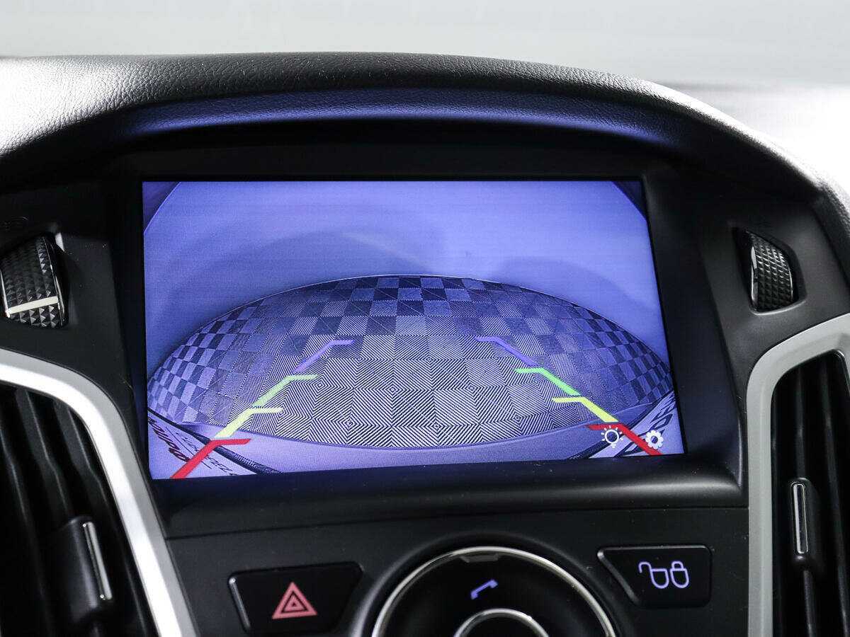 Ford Focus с пробегом — 2013 год. Фото: #12