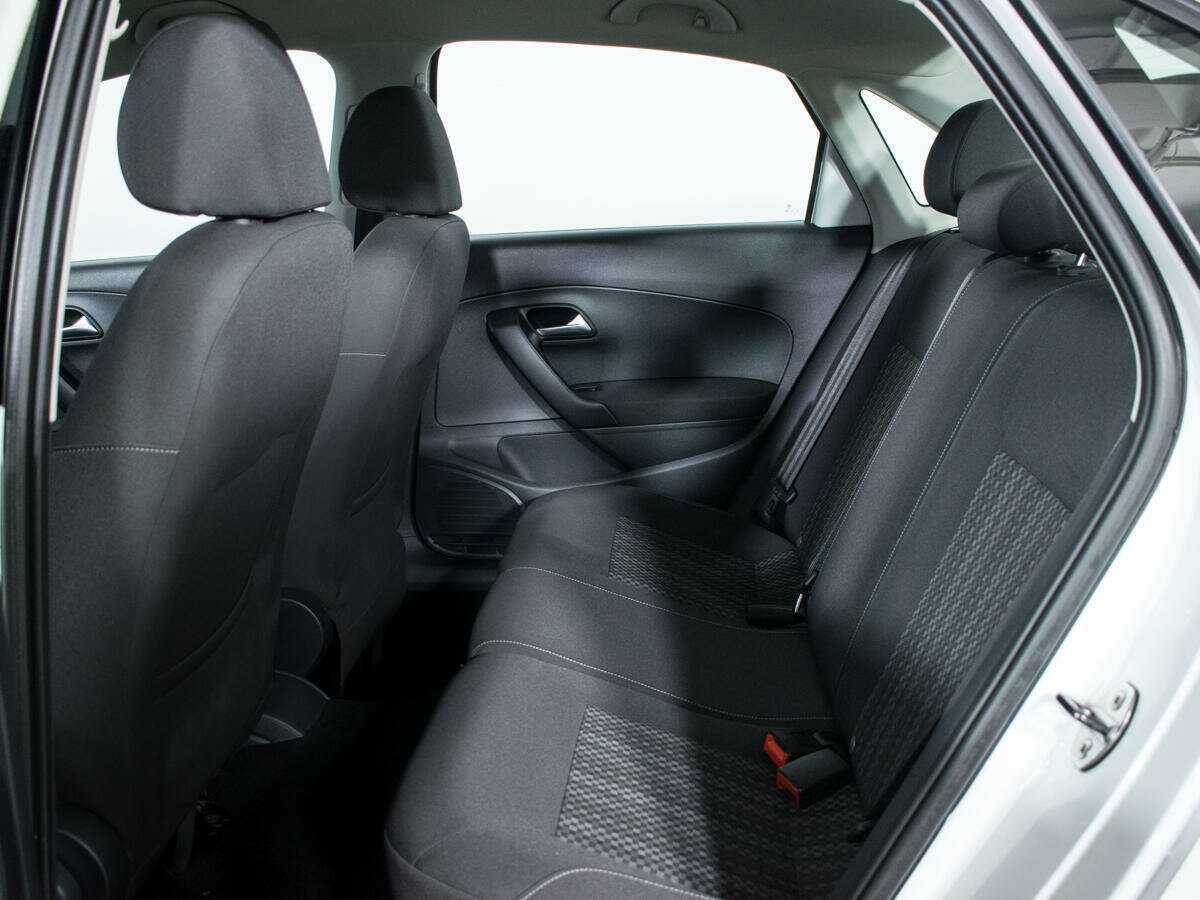 Volkswagen Polo с пробегом — 2020 год. Фото: #9