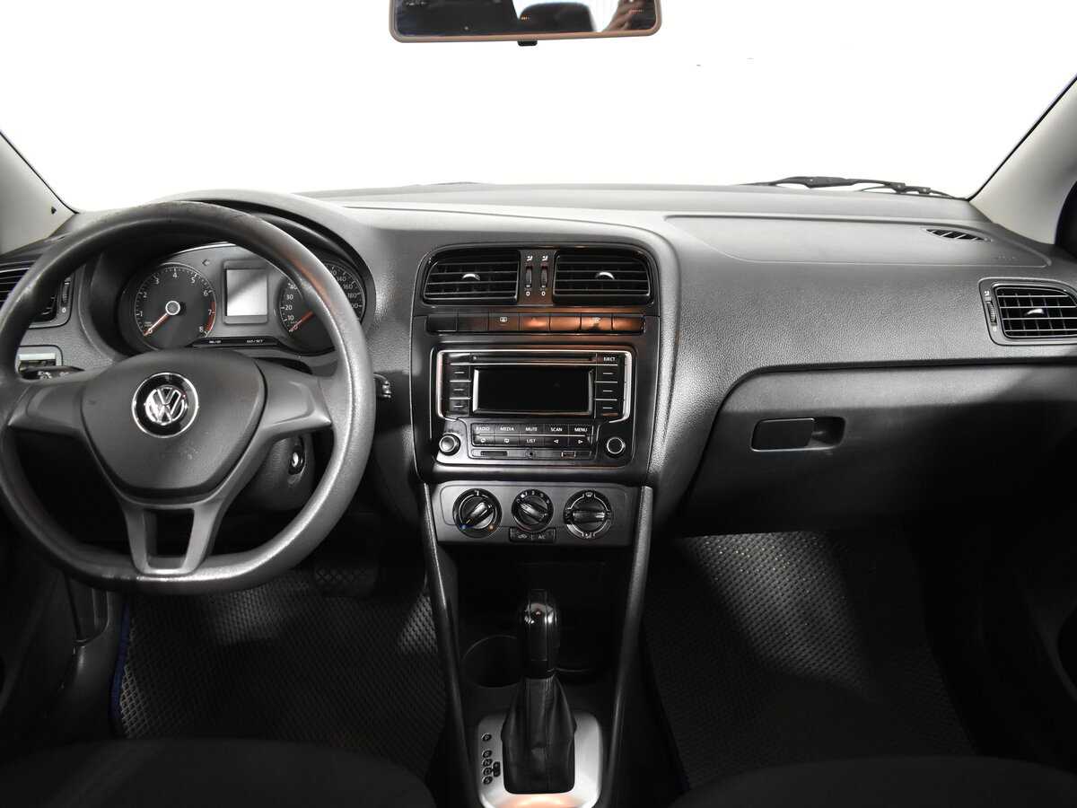 Volkswagen Polo с пробегом — 2019 год. Фото: #7