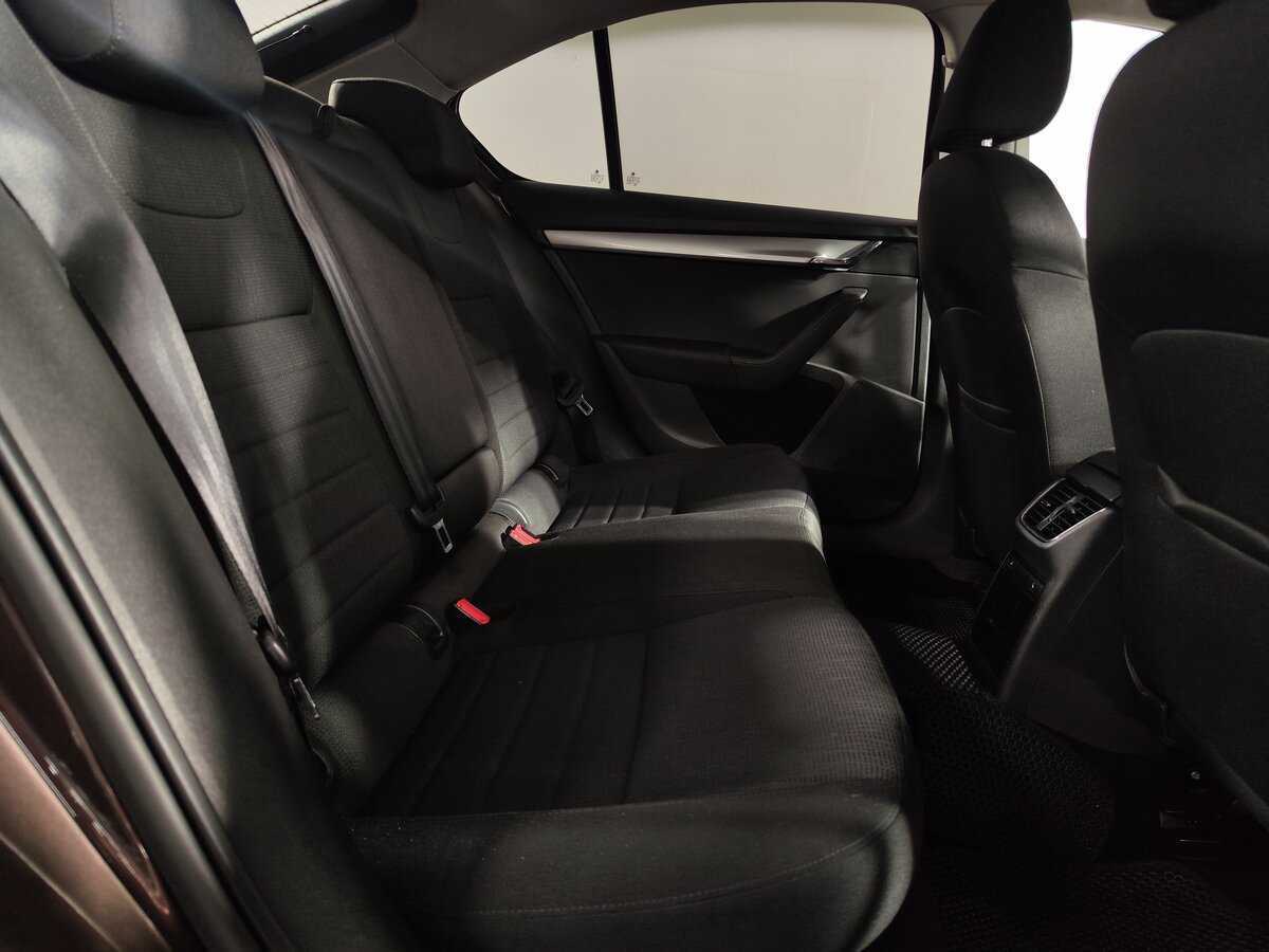 Skoda Octavia с пробегом — 2014 год. Фото: #14